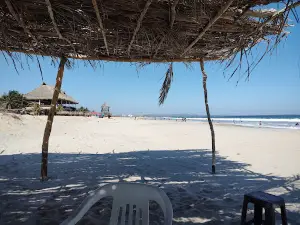Playa azul Las salinas