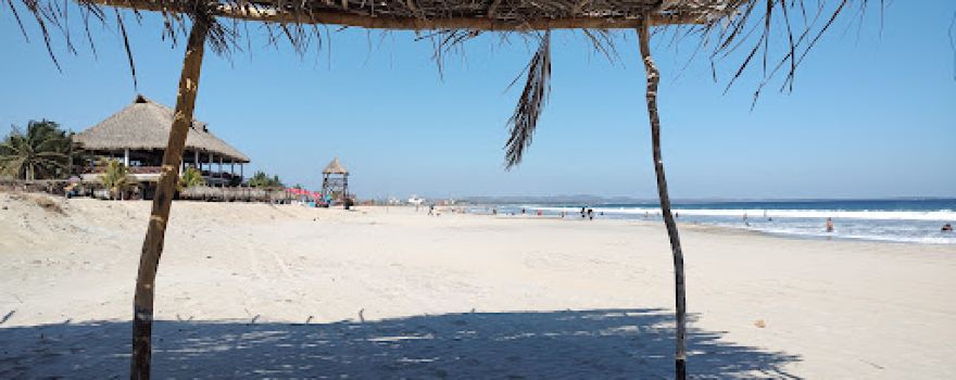 Playa azul Las salinas