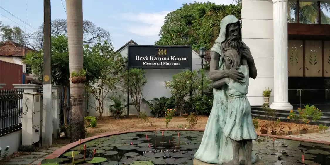 Hotels near Revi Karunakaran Memorial Museum