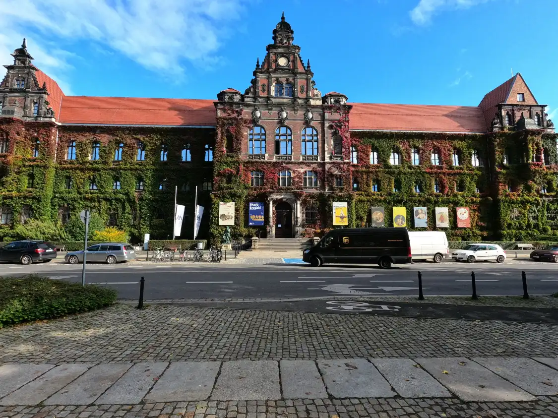 ヴロツワフ国立博物館周辺のホテル