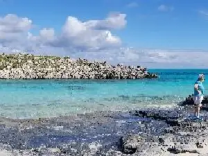 Three Mary Cays