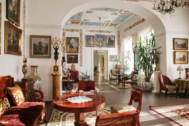 Hotels in Tosnensky District