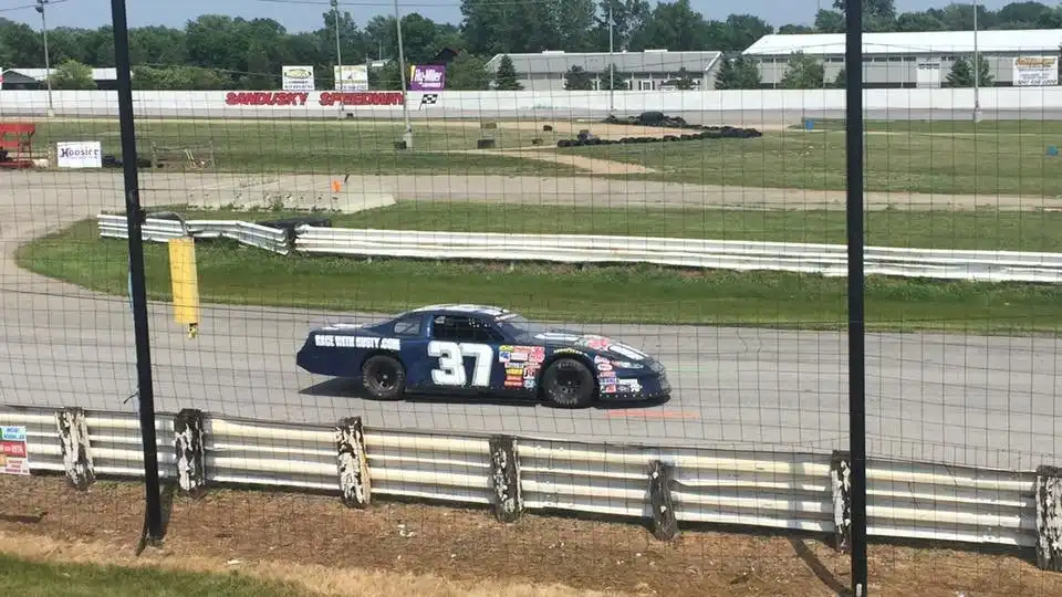 Hotels near Sandusky Speedway Motorsports Park