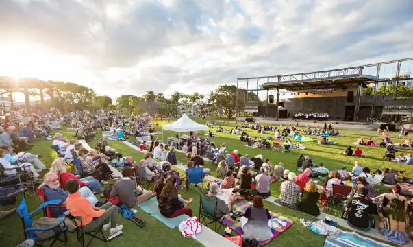 Hotels near Munro Martin Parklands