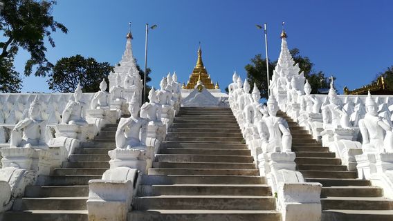 Sat Taw Yar Pagoda
