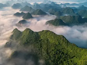 Na Lay Peak
