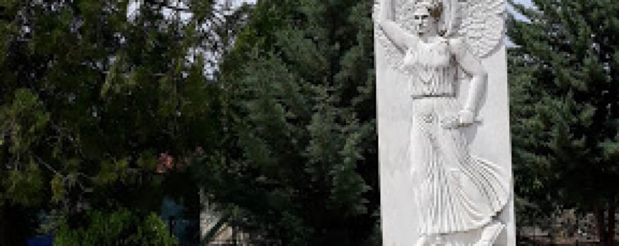 Heroes monument