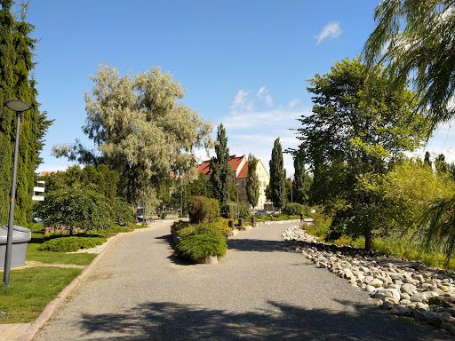 Valkeisenlammen puisto