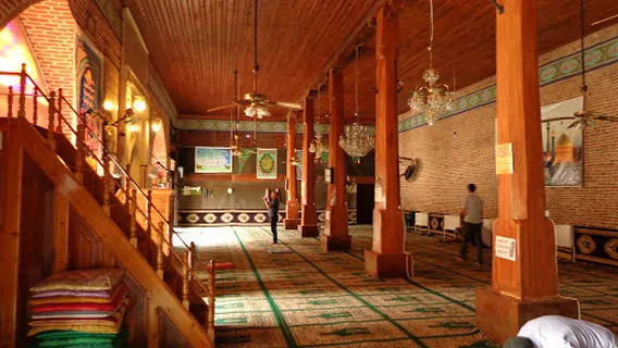 Boyuk Bazar Mosque