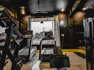 FIVE S GYM - best gym in bundelkhand region Tikamgarh (m.p)