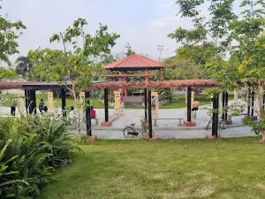 Hoang Hoa Tham Park