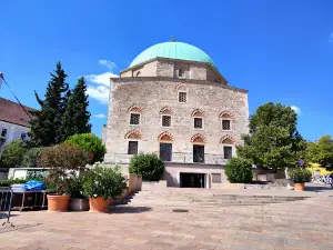 Mosque of Pasha Qasim