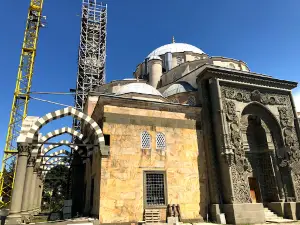 Eynesil Yeşil Cami