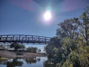 Harry E. Kelley River Park