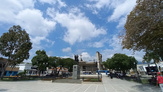 Plaza Bolívar