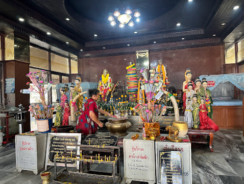 อนุสาวรีย์เจ้าพ่อพญาแล