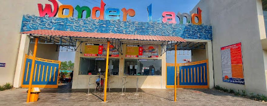 Wonderland Water Park