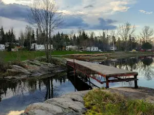Deeridge Family Camping and Cottages