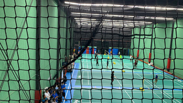 SMASHING POINT SPORTS ACADEMY