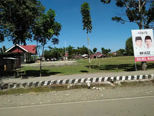 Lapangan Merdeka Mare