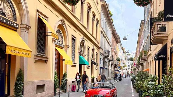 Via Monte Napoleone