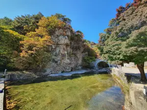 Mungyeong Saejae, 1st Gateway