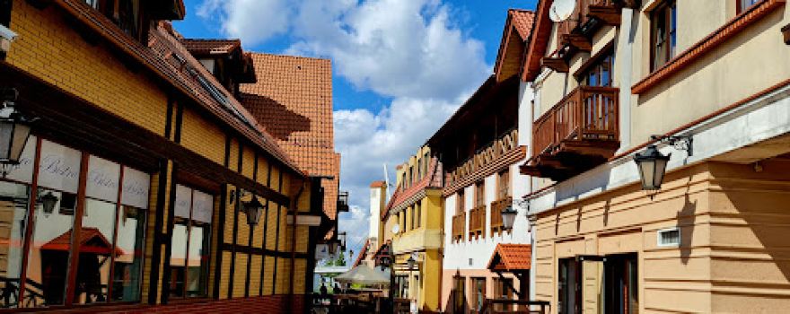 Rynek w Mikołajkach