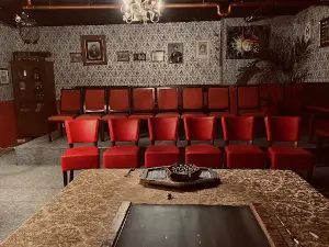 Manoir de l'Illusion et du Mystérieux