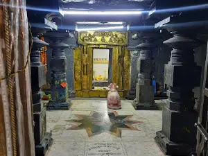 Lingeshwar Temple Puluj.