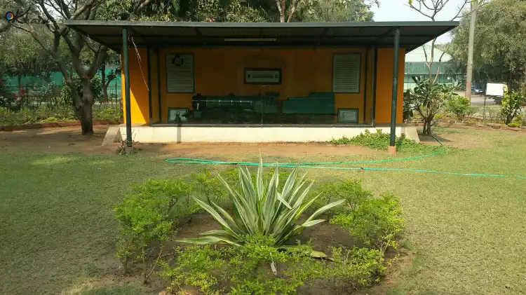 Các khách sạn gần Maharaja Fateh Singh Museum