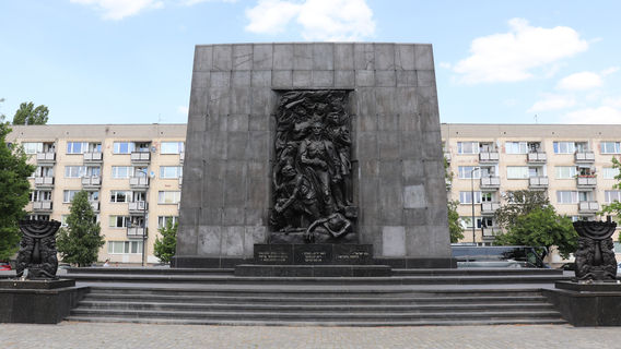Monument to the Ghetto Heroes