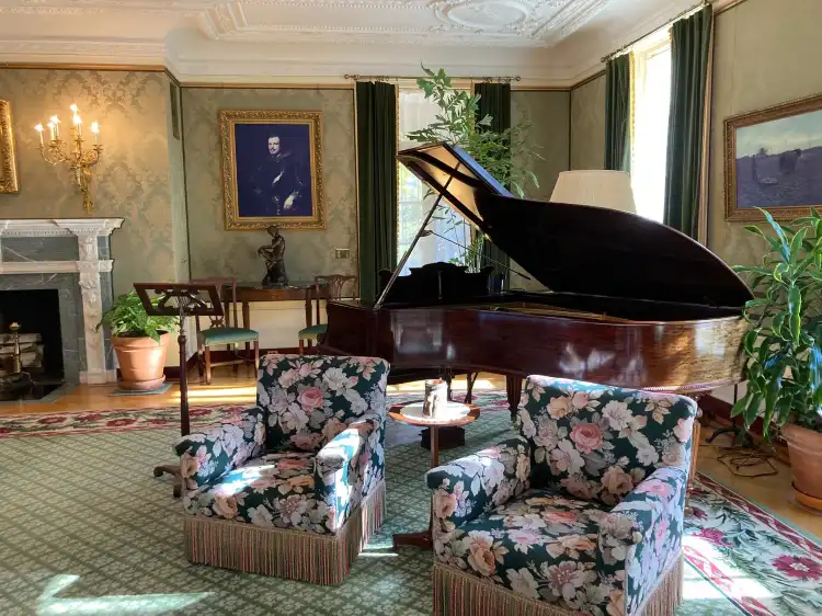 Hotels near George Eastman Museum