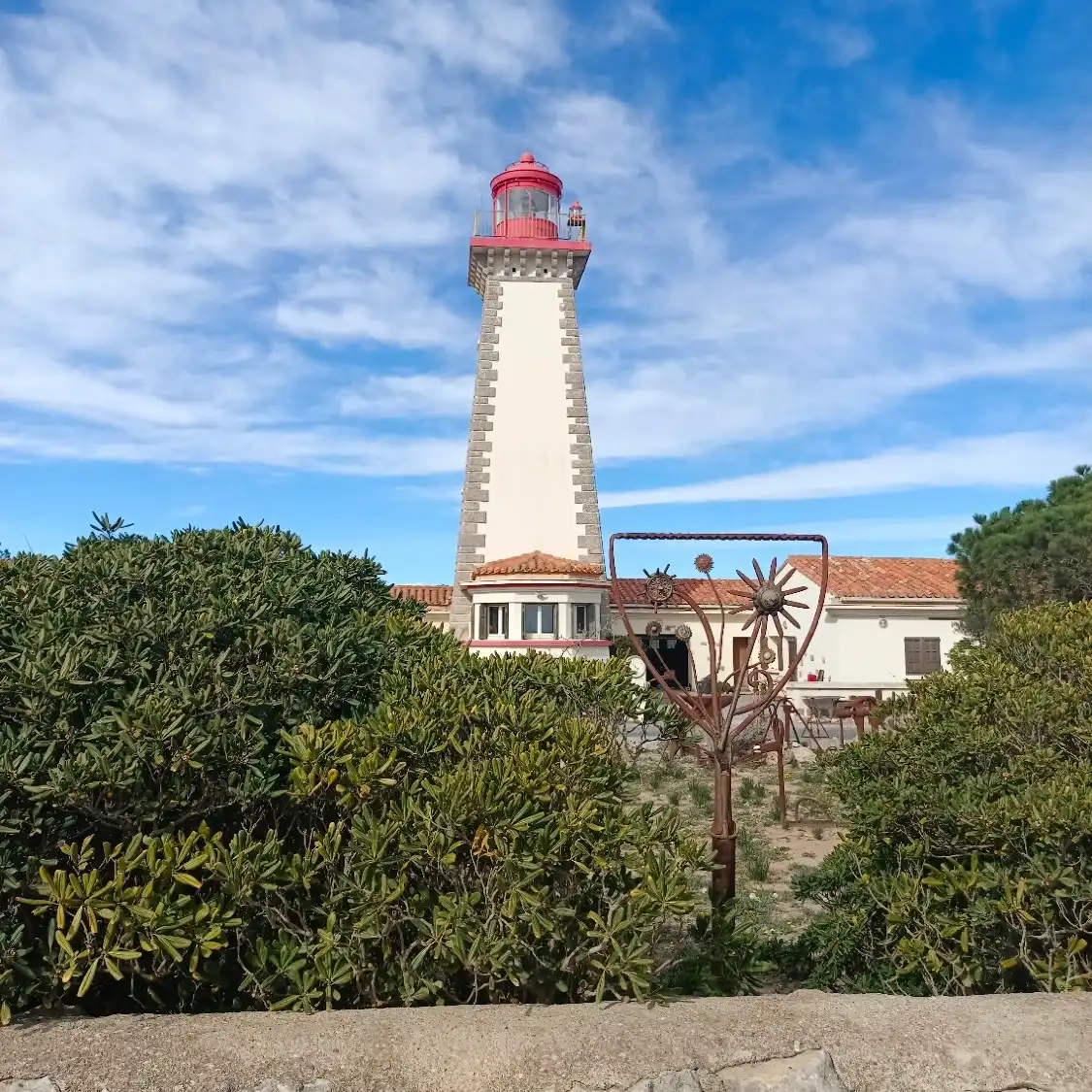 Отели рядом с достопримечательностью «Phare du Cap Leucate»
