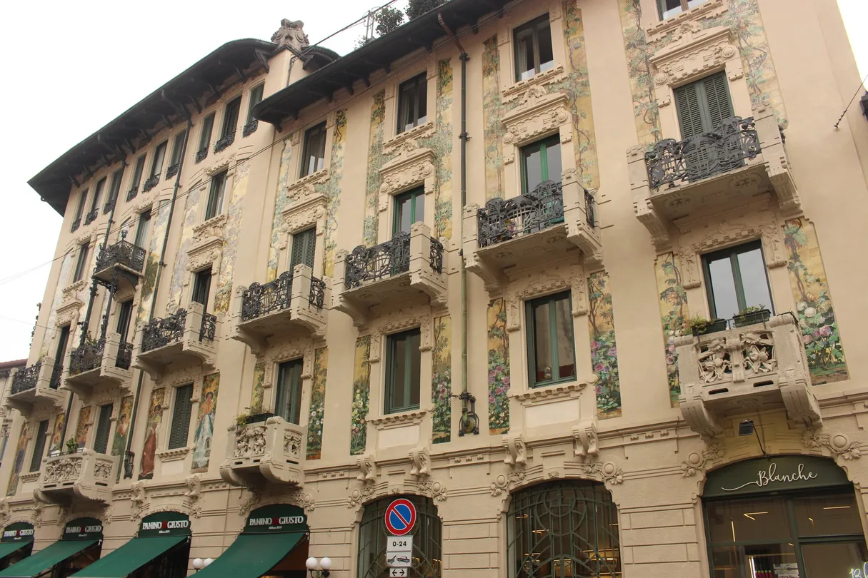 3_Casa Galimberti e Casa Guazzoni