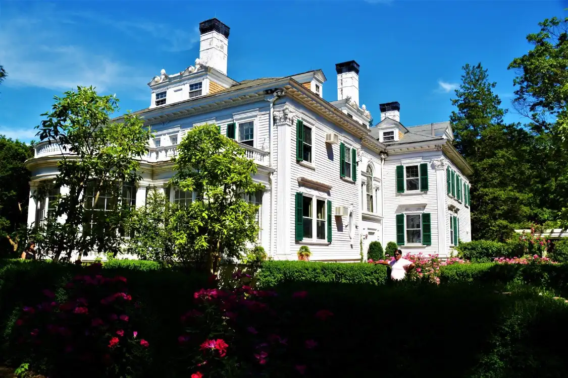 Hotels near The Frelinghuysen Arboretum