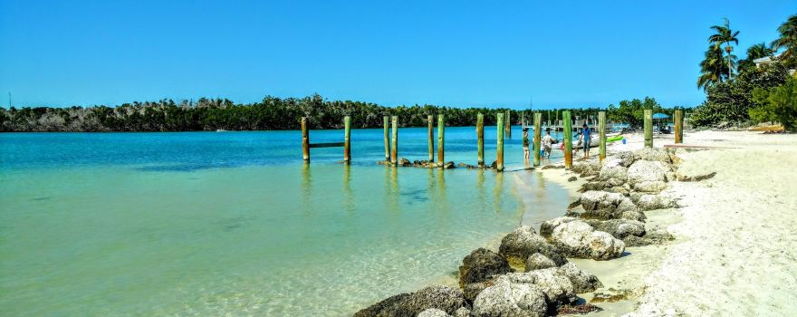 Sombrero Beach