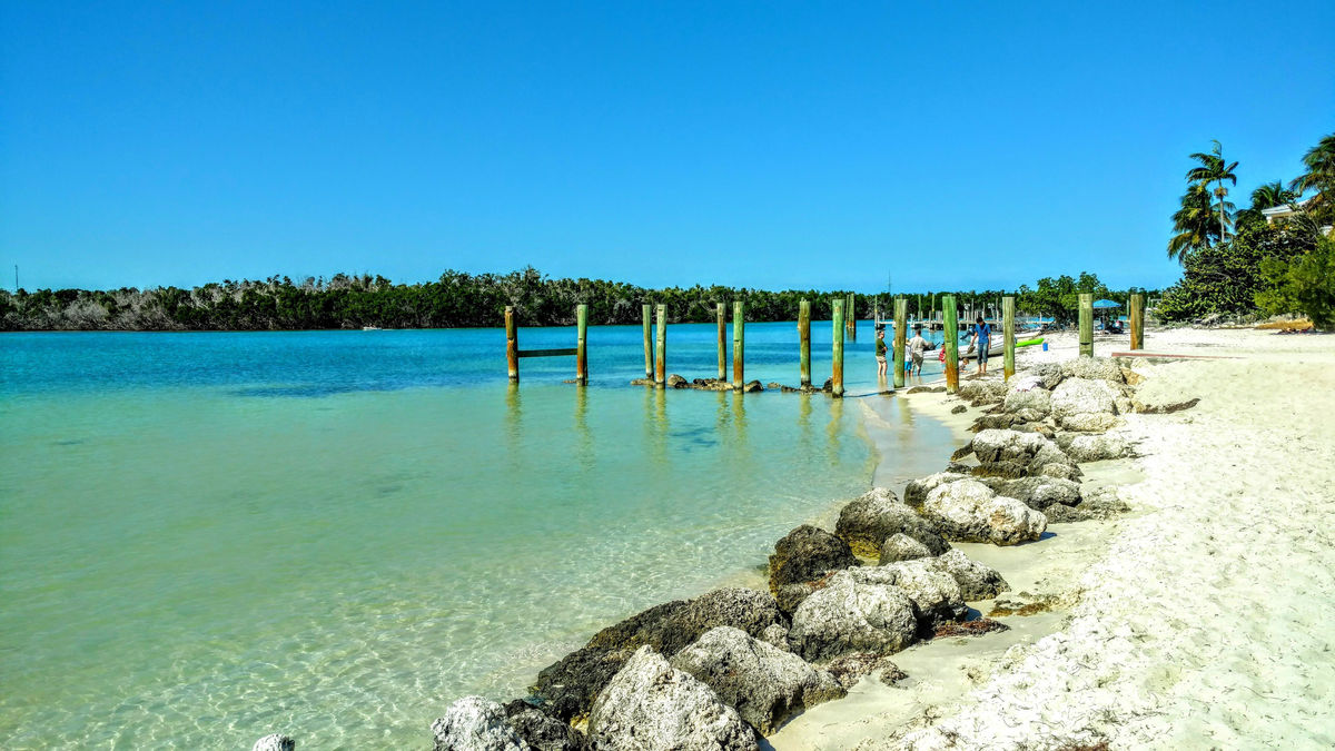 Sombrero Beach