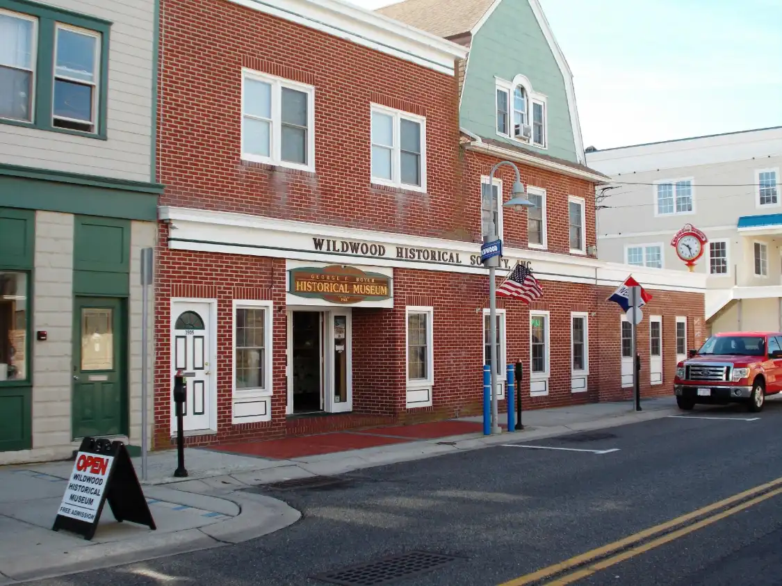 Hotels near Wildwood Historical Society