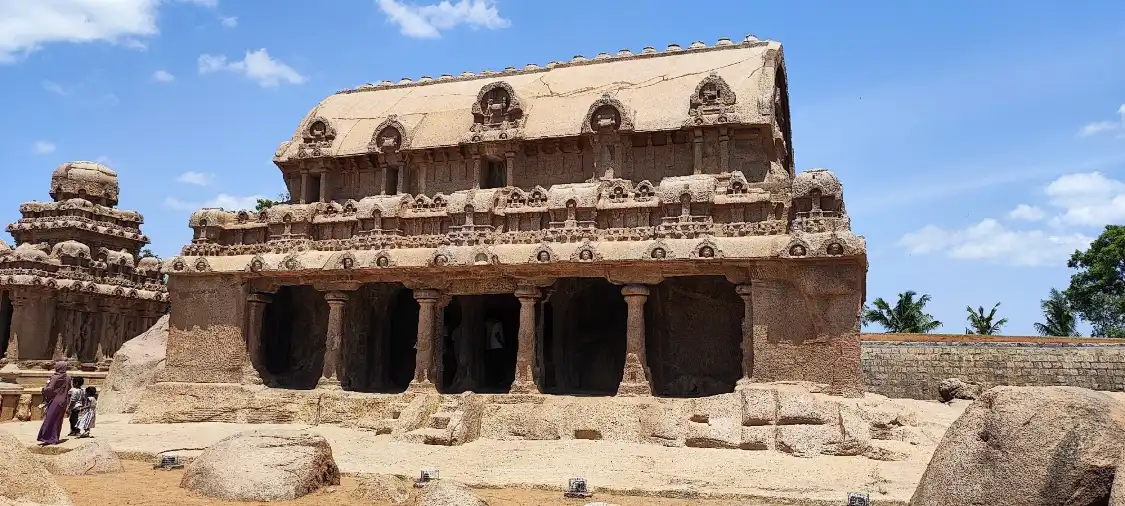 Hotel in zona Pancha Pandava Cave