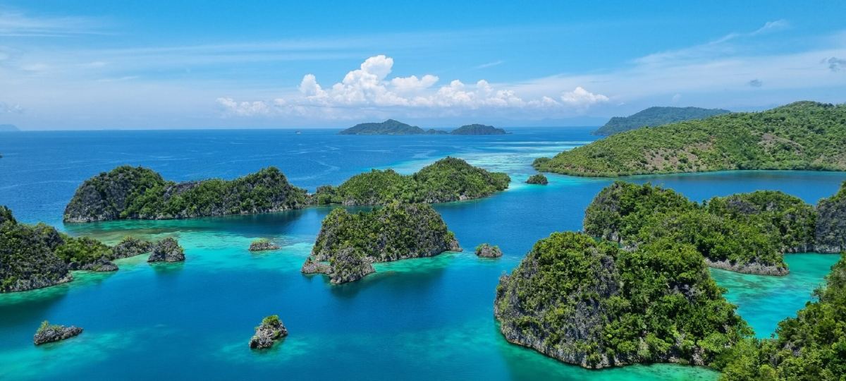 Rome to Sorong Flights