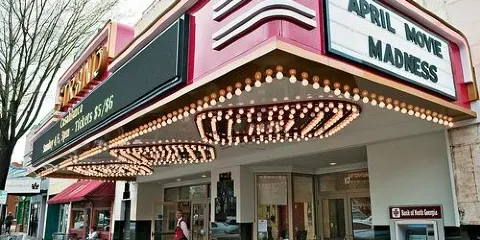 Earl Smith Strand Theatre
