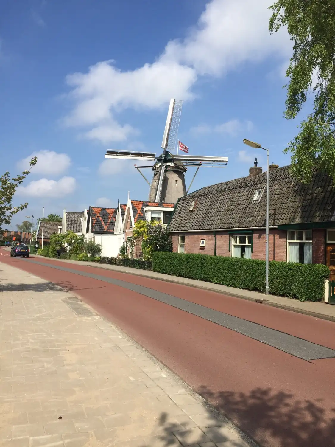 Отели рядом с достопримечательностью «Korenmolen 't Roode Hert»