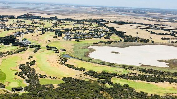 Lake Connewarre Wildlife Reserve