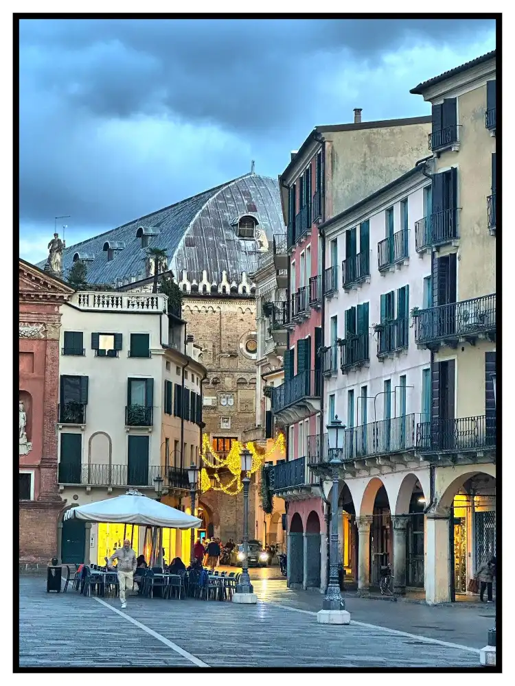 Hotels near Palazzo del Capitanio