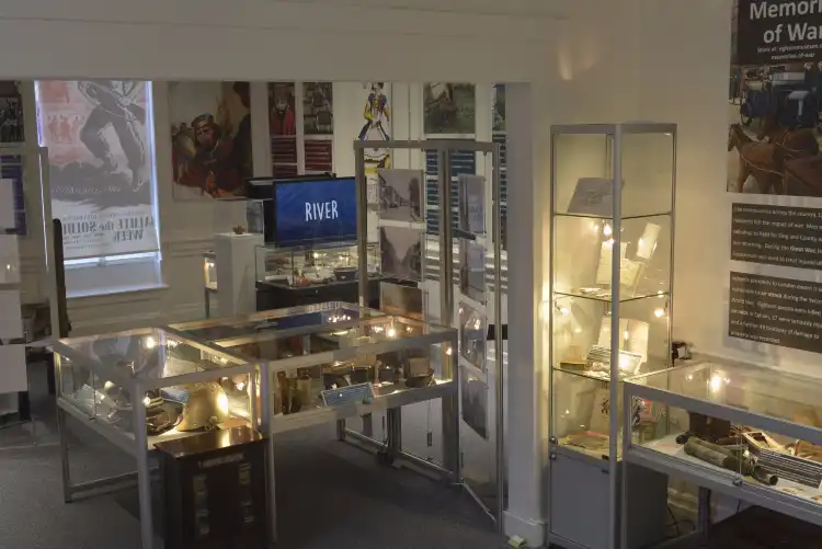 Hotels near Egham Museum (The Literary Institute)