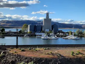 Columbia River - Jones Canyon View Point