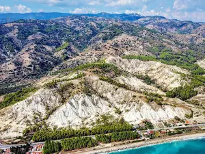Calanchi Bianchi di Palizzi