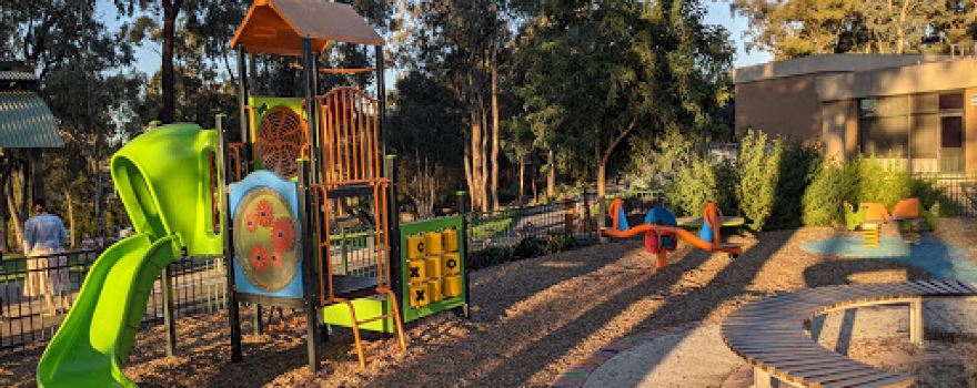Strathdale Park Play Space