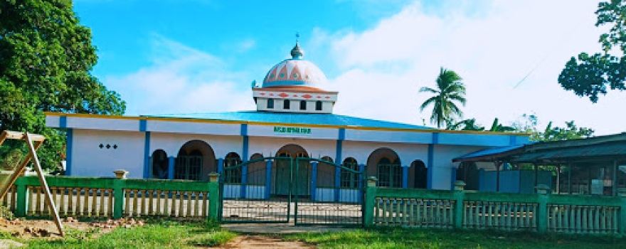Masjid Miftahul Khoir Kumbe