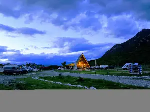 Via Natura Voidomatis Rafting Base-